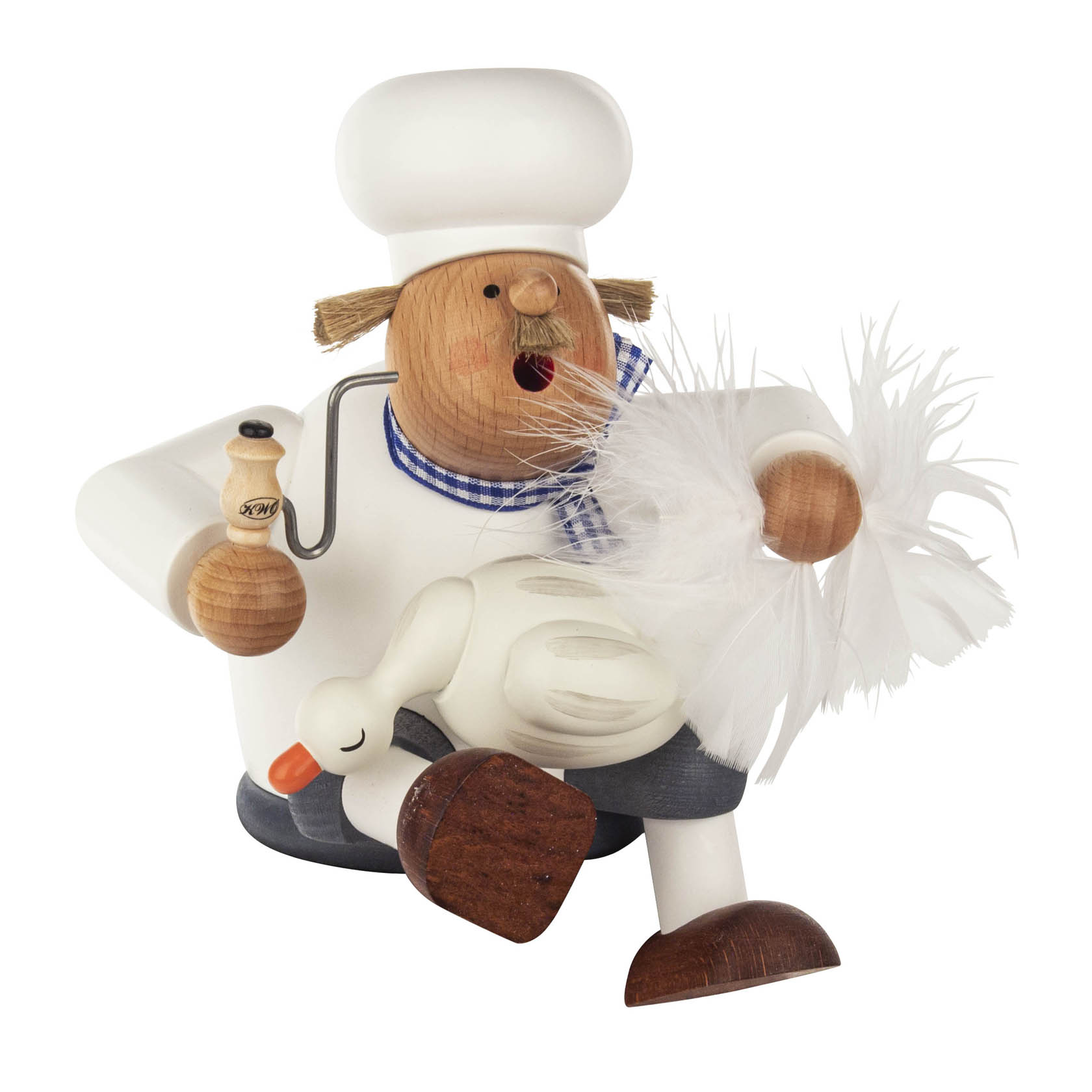 Holzfigur eines Kochs, der mit einer Pfeife im Mund eine weiße Gans im Arm hält. Der Koch trägt eine weiße Kochmütze und hält eine Gewürzflasche in der Hand. im Dregeno Online Shop günstig kaufen