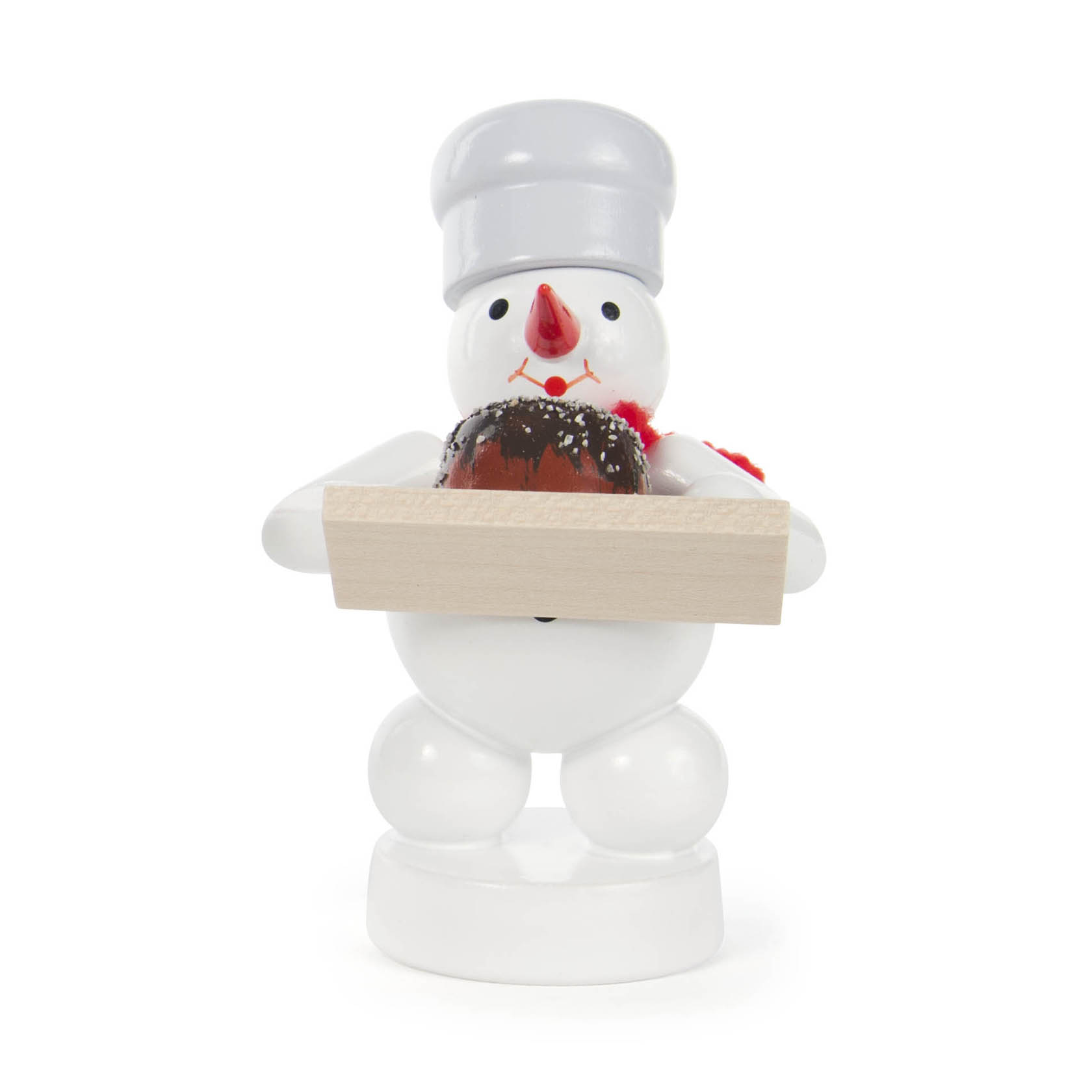 Smiling white snowman figurine dressed as a baker with a chef's hat, holding a chocolate cake on a wooden tray. im Dregeno Online Shop günstig kaufen
