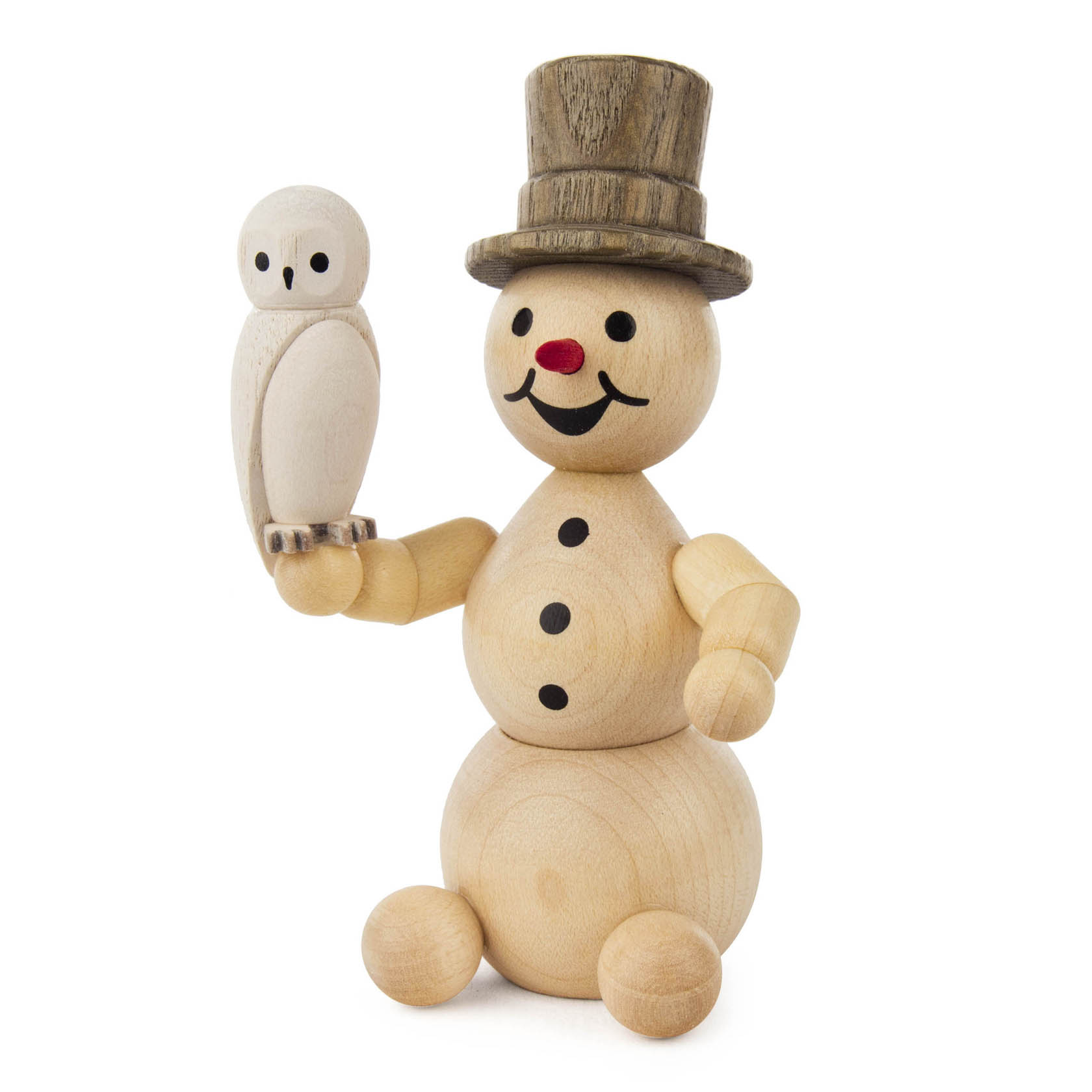 Holzfigur eines Schneemanns mit Zylinder, roter Nase und drei Knöpfen. Auf seinem Arm sitzt eine kleine Schneeeule aus Holz. im Dregeno Online Shop günstig kaufen