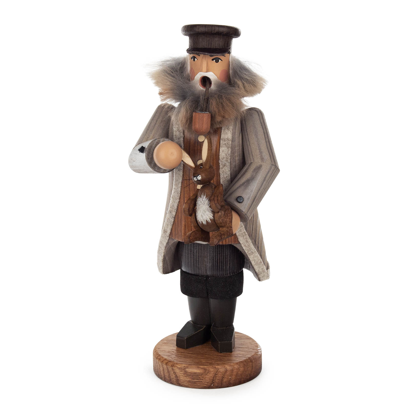 Holzfigur eines rauchenden Bauern mit grauem Bart, Mütze und Pfeife, der ein Kaninchen in der Hand hält. Die Figur steht auf einem runden Sockel. im Dregeno Online Shop günstig kaufen