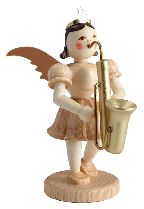 Holzfigur eines Engels mit braunem Flügel, spielt ein goldenes Saxophon. Der Engel trägt ein naturfarbenes, schlichtes Kleid und eine goldene Krone. im Dregeno Online Shop günstig kaufen