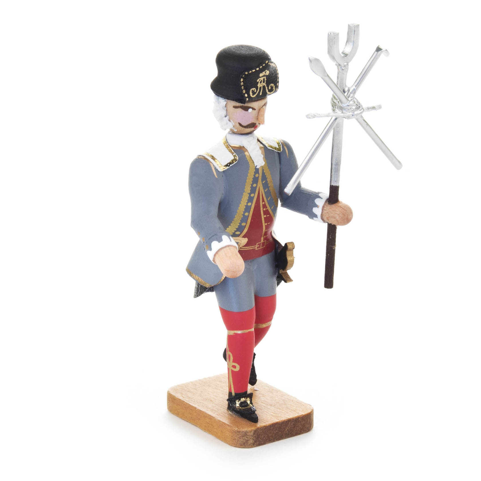 Holzfigur eines Barockbergmanns, gekleidet in historische Bergmannsuniform mit schwarzem Hut, roten Strümpfen und blauem Mantel, hält Bergmannswerkzeug. im Dregeno Online Shop günstig kaufen