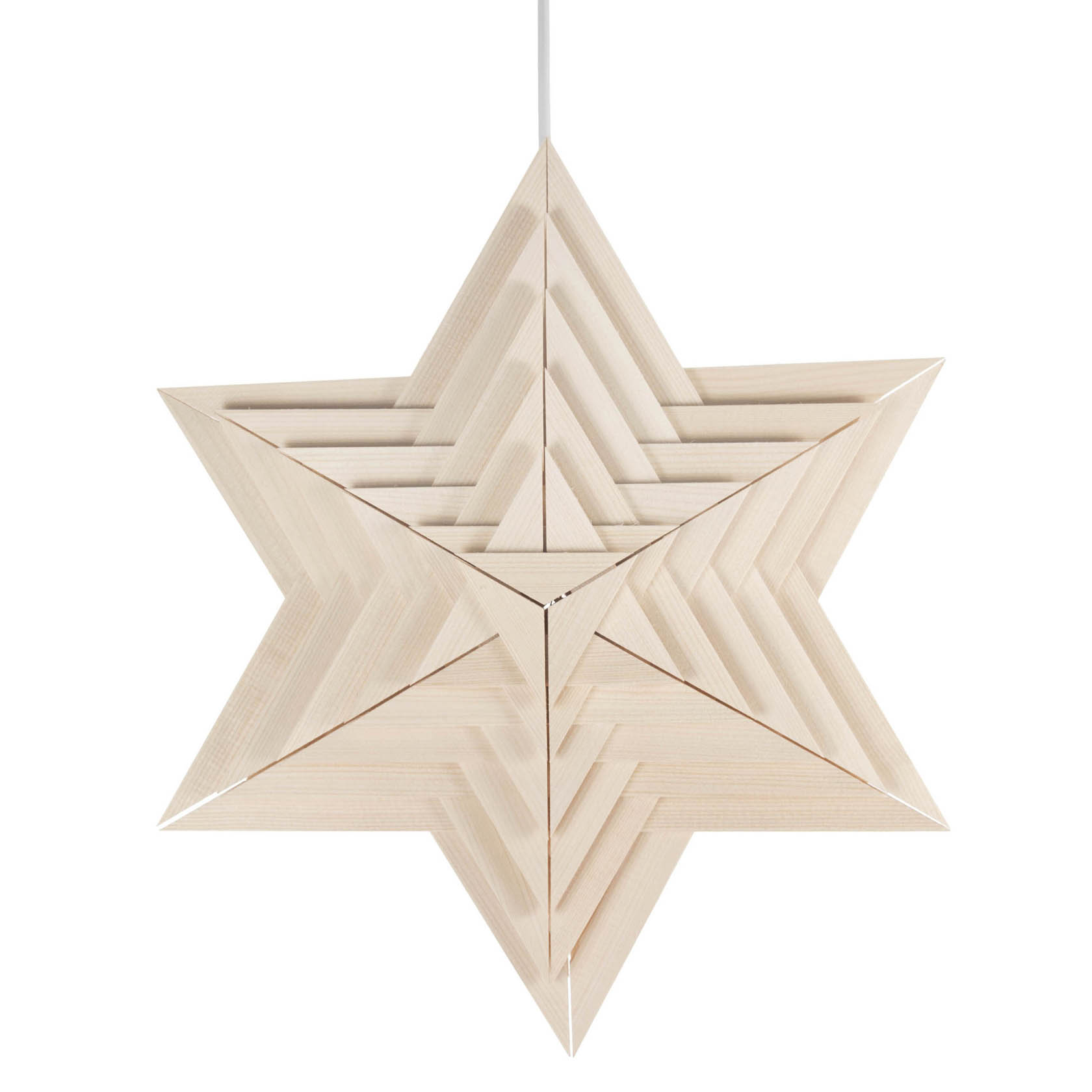 Ein dekorativer, sechszackiger Weihnachtsstern aus hellem Holz mit geometrischem Muster, der elektrisch beleuchtet wird. im Dregeno Online Shop günstig kaufen