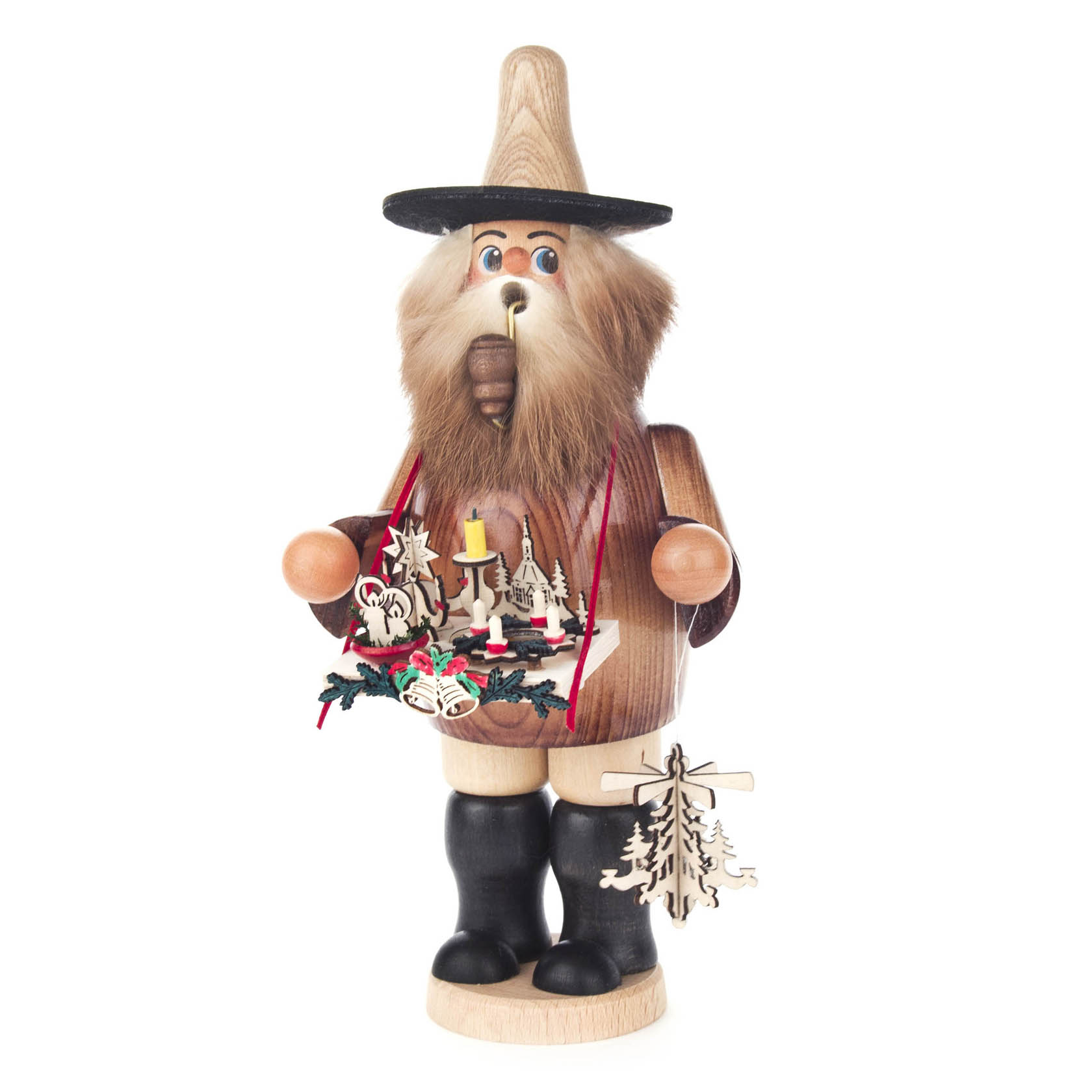 Ein traditioneller Räuchermann in Form eines Adventsleuchterhändlers mit langem Bart, Hut und in der Hand Halterungen für Adventsleuchter und Miniaturbäume. im Dregeno Online Shop günstig kaufen