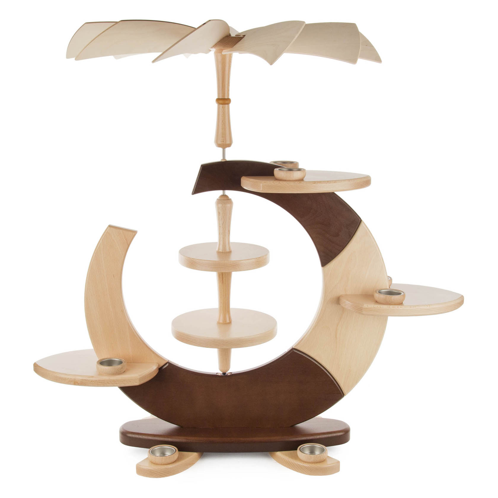 Holzpyramide in Form eines offenen Kreises, mit mehreren Ebenen für Teelichter und einem Flügelrad an der Spitze. im Dregeno Online Shop günstig kaufen