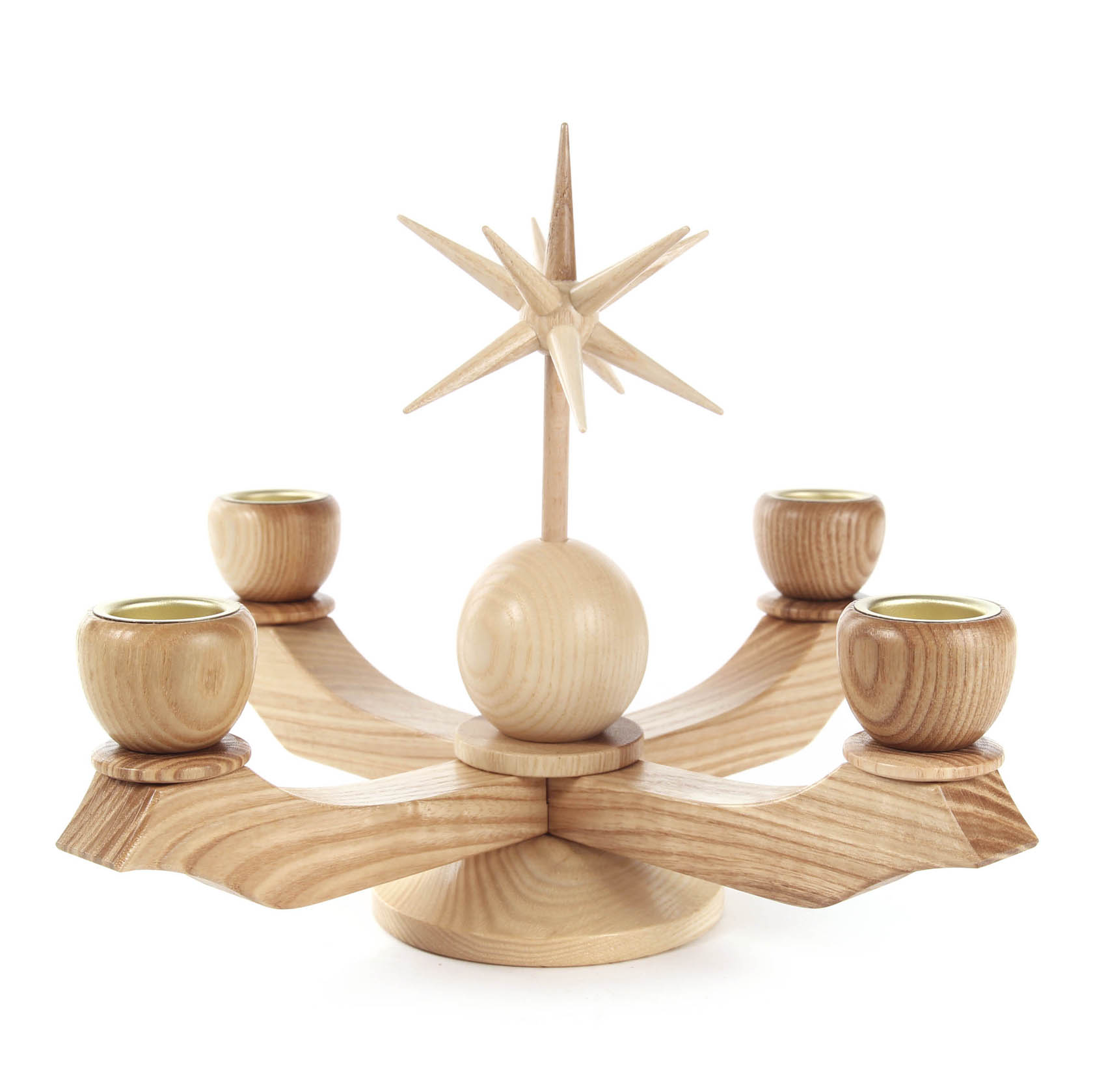 Kleiner Adventsleuchter aus hellem Holz mit vier Kerzenhaltern und einem zentralen Holzstern auf einem runden Sockel. im Dregeno Online Shop günstig kaufen