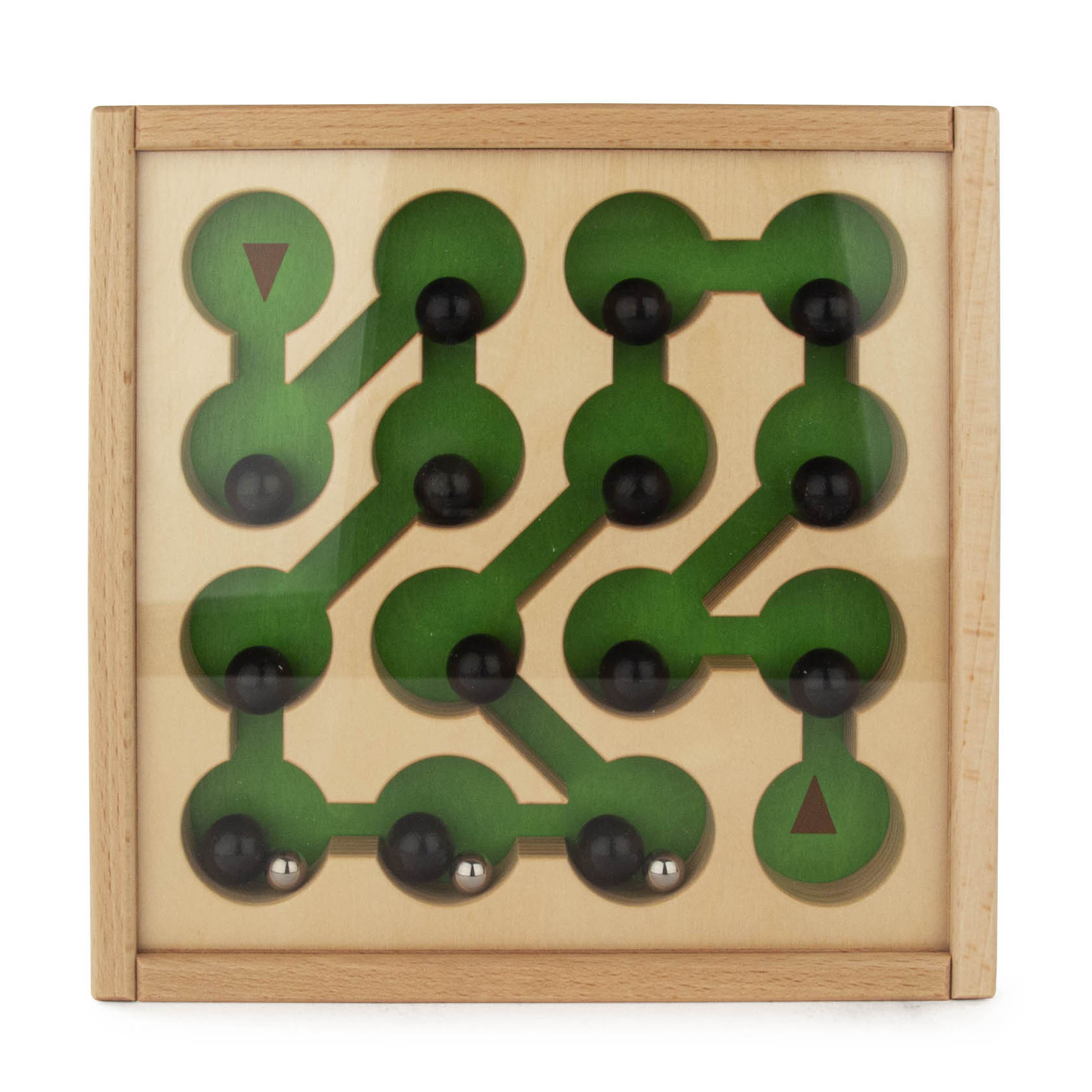 A wooden labyrinth puzzle with green pathways and black spherical balls inside a clear square casing. im Dregeno Online Shop günstig kaufen