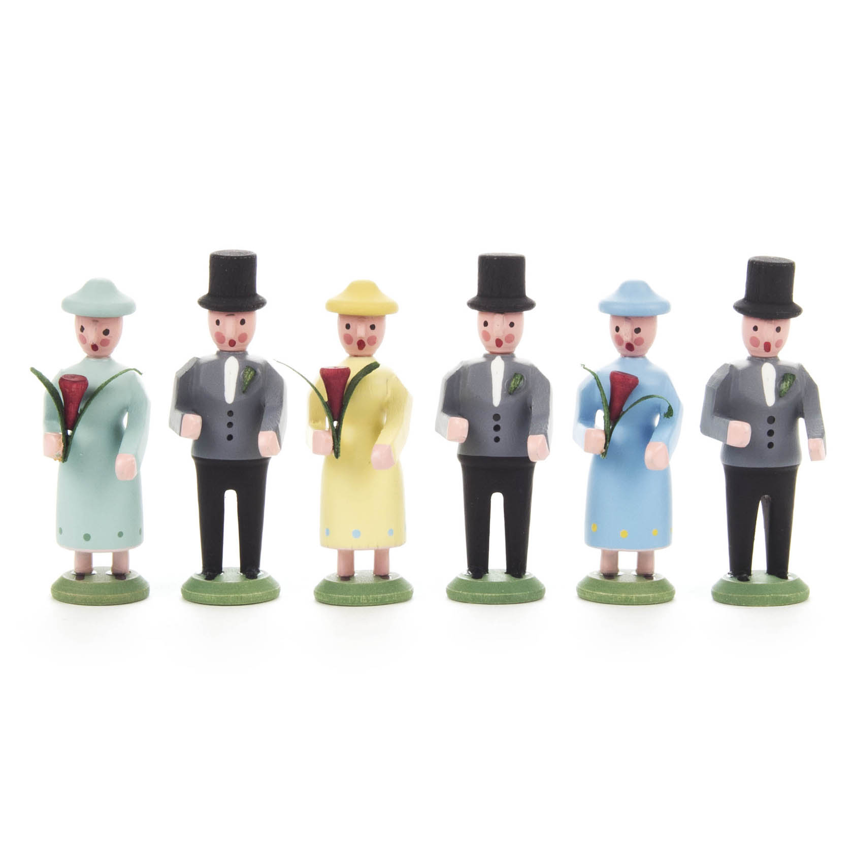 Sechs Miniaturfiguren, drei Männer in schwarzen Anzügen mit Zylinderhüten und drei Frauen in farbigen Kleidern mit Hüten, alle halten einen Blumenstrauß. im Dregeno Online Shop günstig kaufen