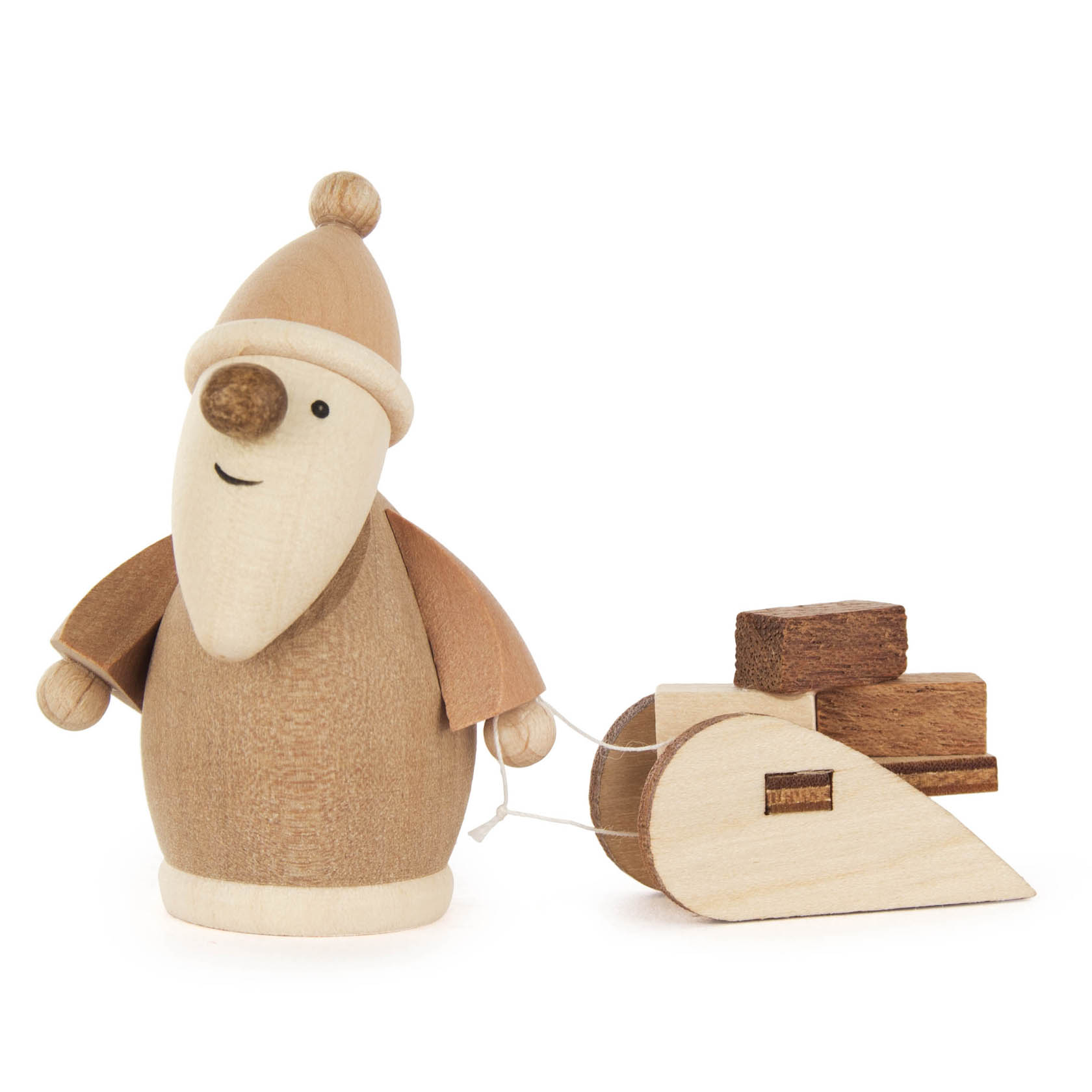 Holzfigur eines freundlichen Ruprechts mit Hut und Umhang, der einen kleinen Schlitten mit drei rechteckigen Paketen aus Holz zieht. im Dregeno Online Shop günstig kaufen