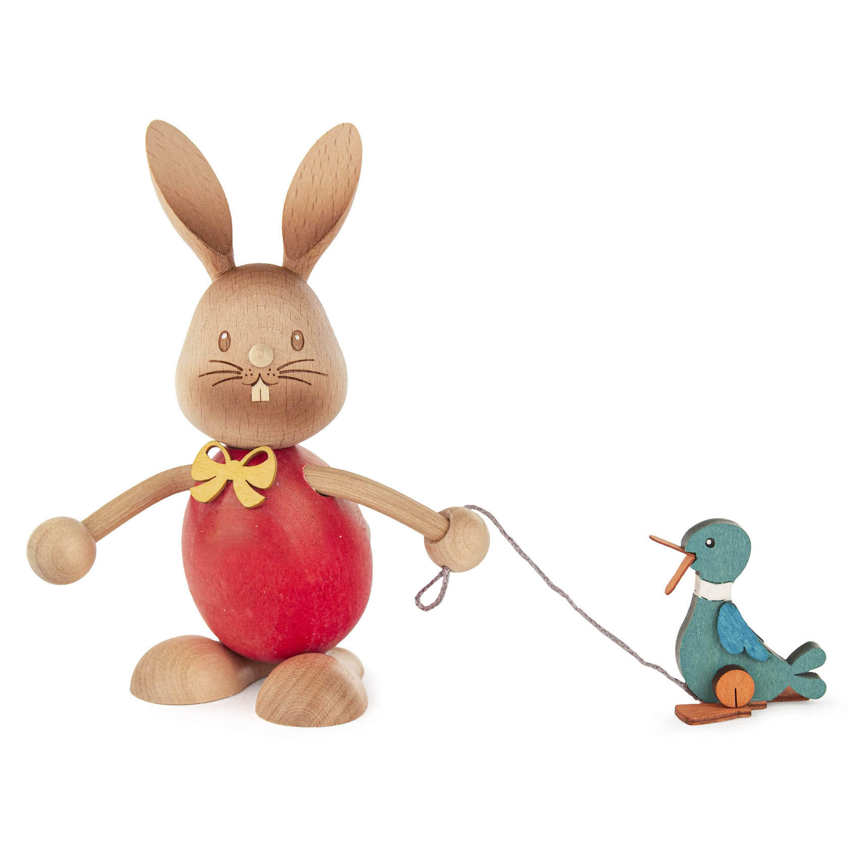 Holzfigur eines Hasen mit roten Körper und gelber Schleife, hält eine Leine mit einer grünen Holzente. im Dregeno Online Shop günstig kaufen