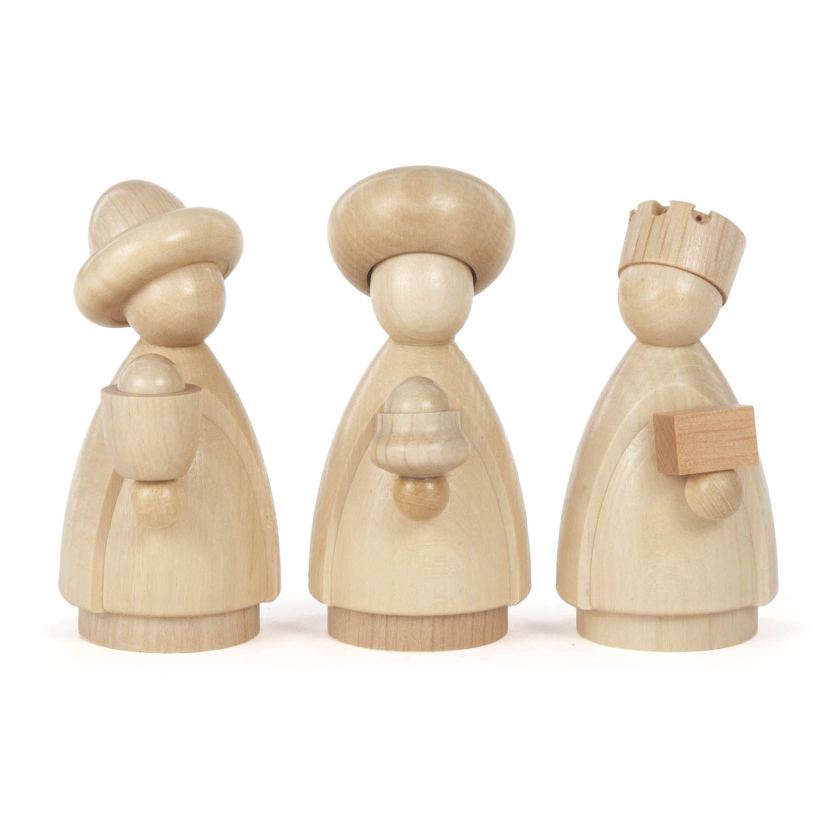 Drei Holzfiguren der Heiligen Drei Könige in natürlicher Holzfarbe. Jede Figur hält ein Geschenk in der Hand, das sie dem Christkind bringen. im Dregeno Online Shop günstig kaufen