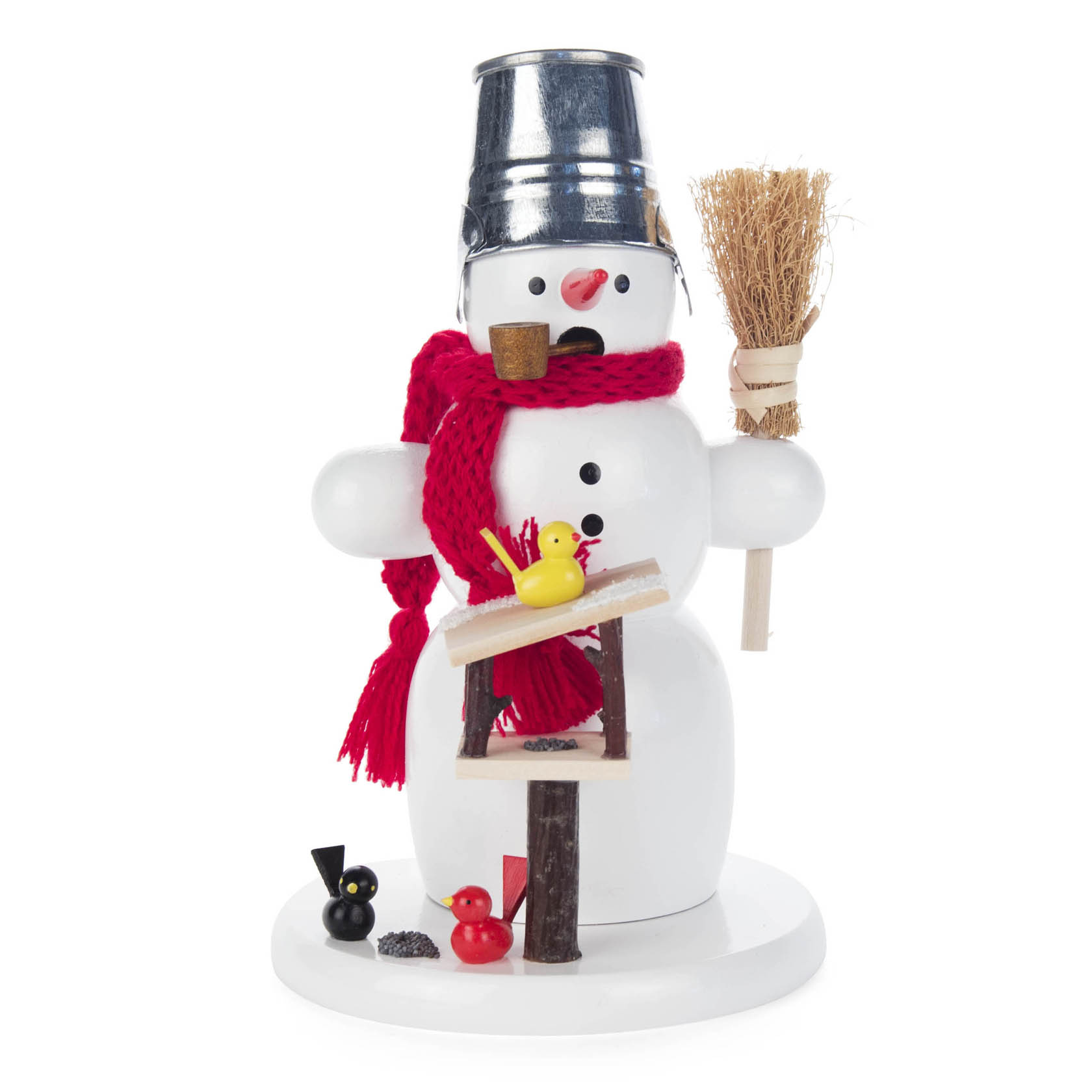 Ein Schneemann-Räuchermann mit rotem Schal, Eimer auf dem Kopf, Pfeife im Mund, Besen in der Hand und einem Vogelhaus mit gelbem Vogel im Dregeno Online Shop günstig kaufen