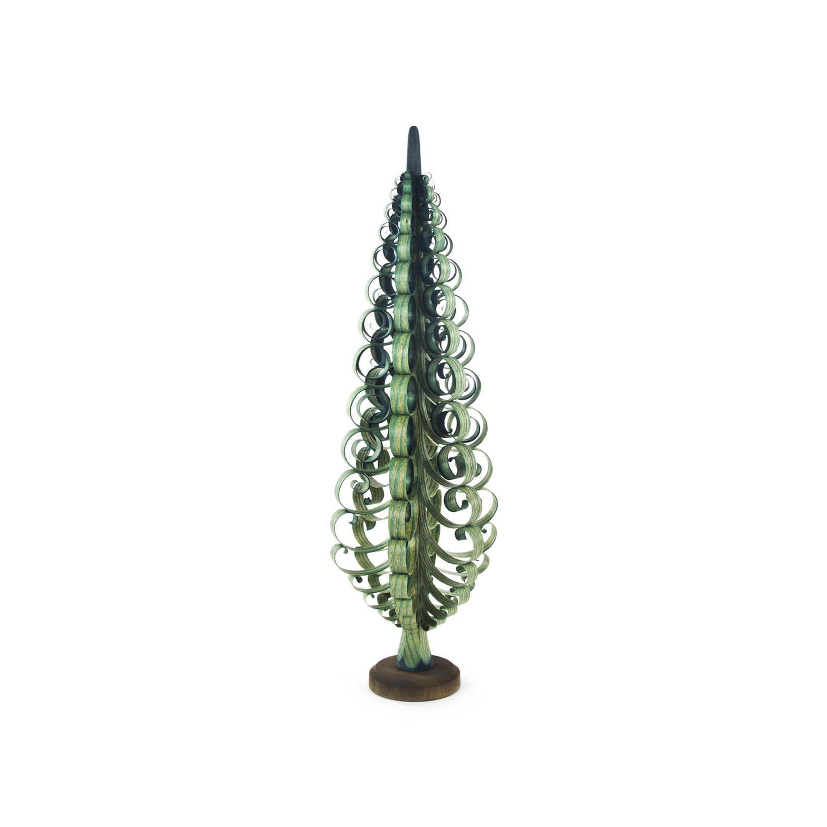 Grüner Spanbaum mit einer Höhe von 40 cm, der künstlerisch gestaltet ist und aus mehreren spiralförmig angeordneten Holzspänen besteht. im Dregeno Online Shop günstig kaufen