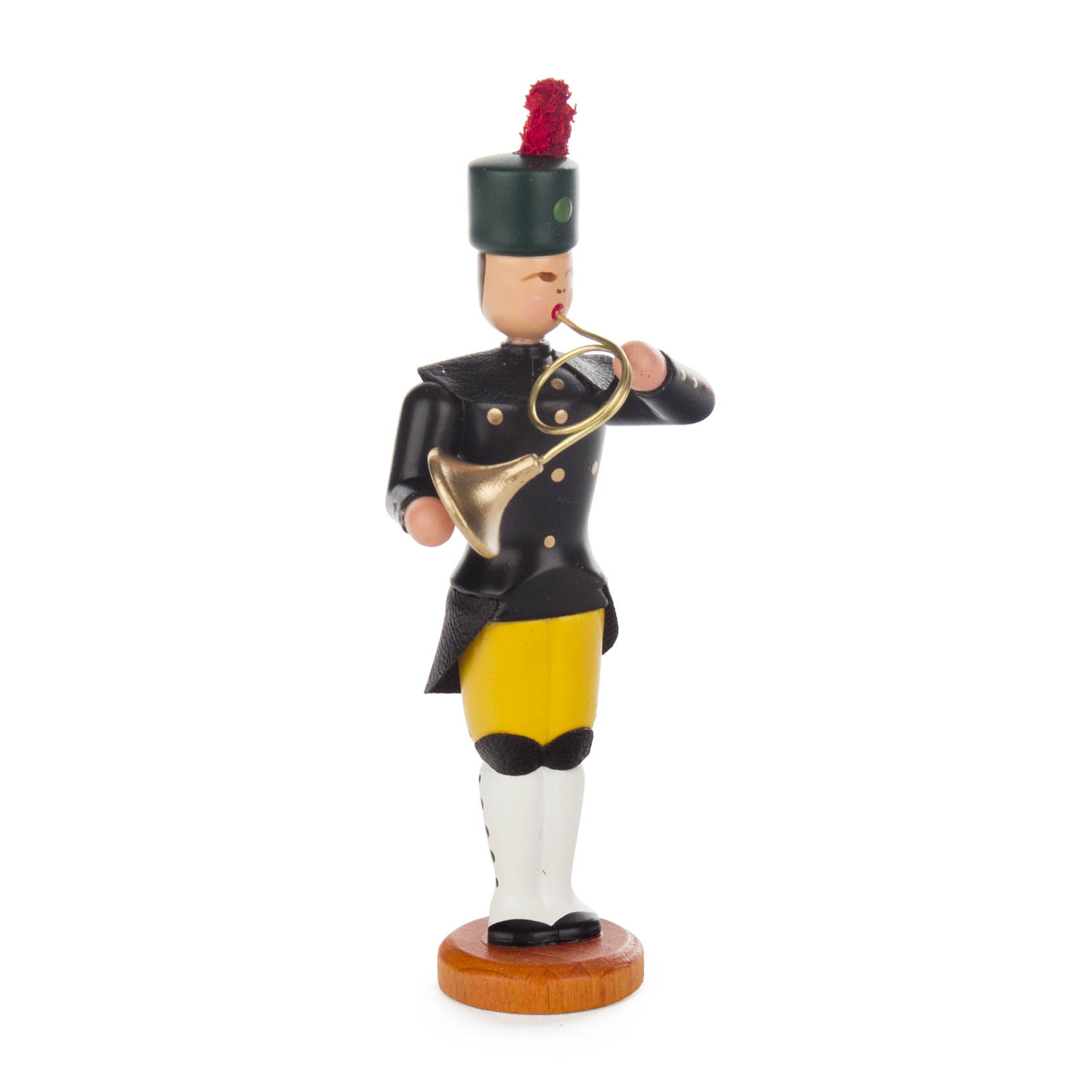 Eine hölzerne Bergmannsfigur in traditioneller Uniform mit schwarzem Mantel, gelben Hosen und grünem Hut, spielend ein Waldhorn. im Dregeno Online Shop günstig kaufen