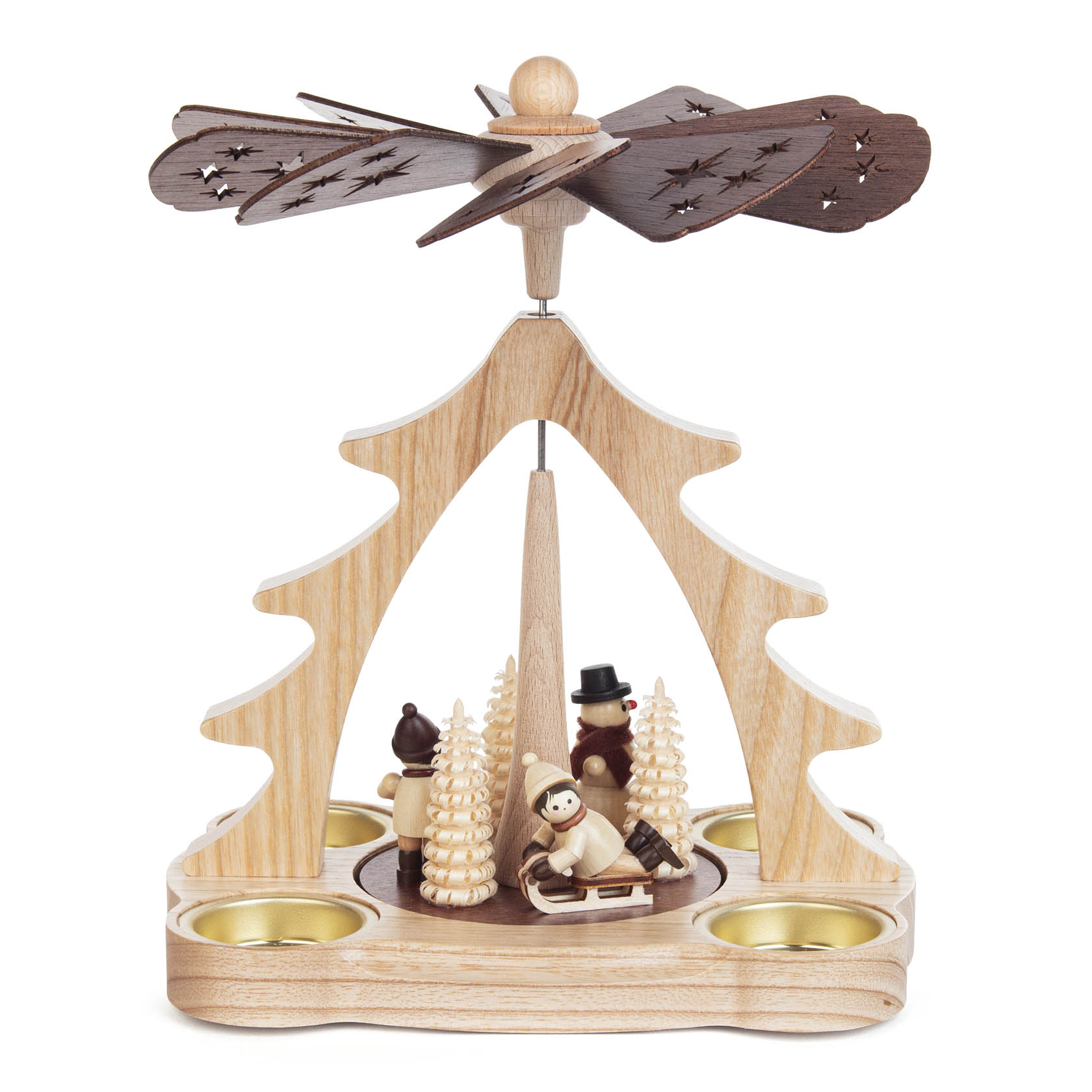 A wooden Christmas pyramid featuring a figurine of a child on a sled, a snowman, and trees, with a propeller on top. im Dregeno Online Shop günstig kaufen