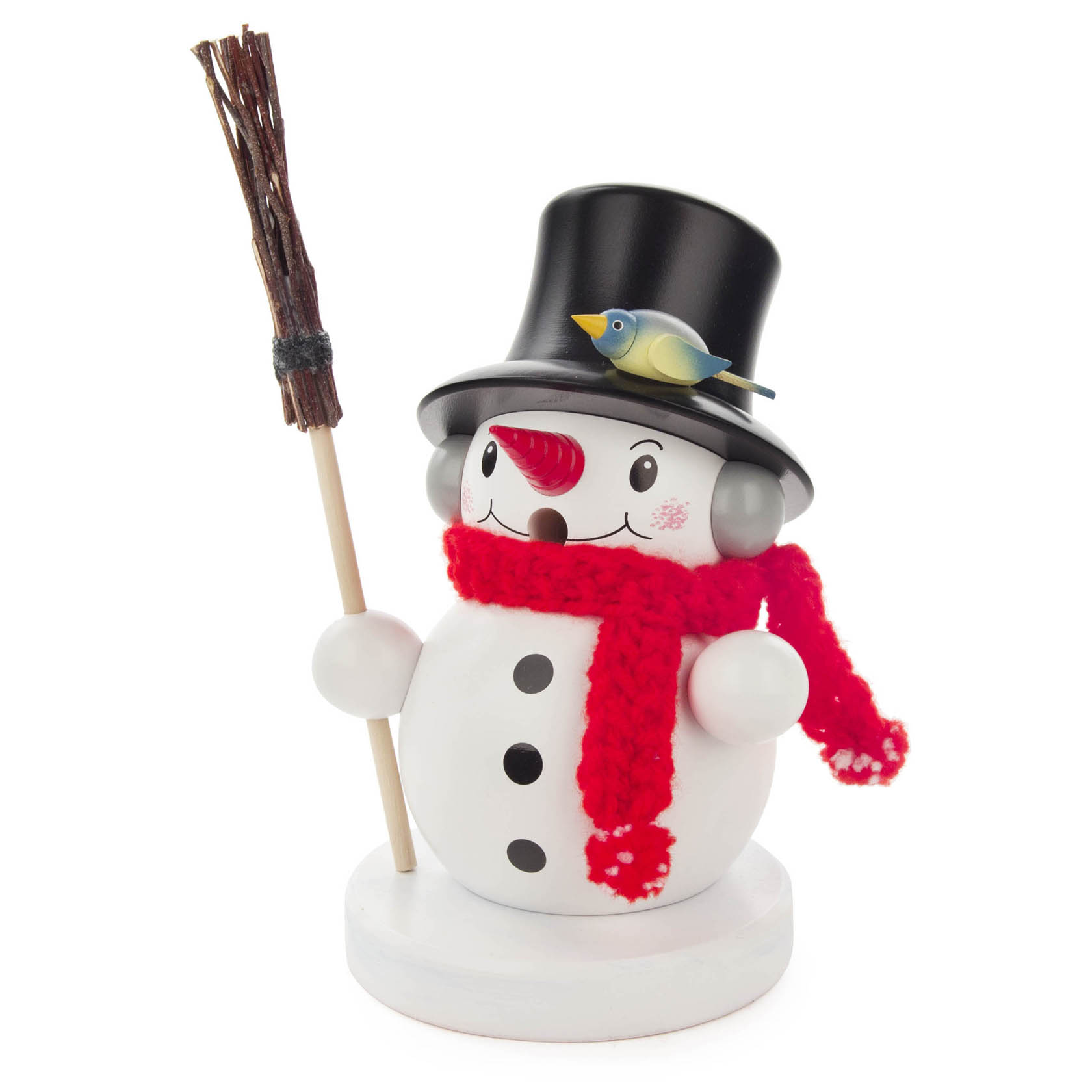 Ein Räuchermann in Form eines Schneemanns mit schwarzem Zylinder, rotem Schal, Besen und einem blauen Vogel auf dem Hut. im Dregeno Online Shop günstig kaufen