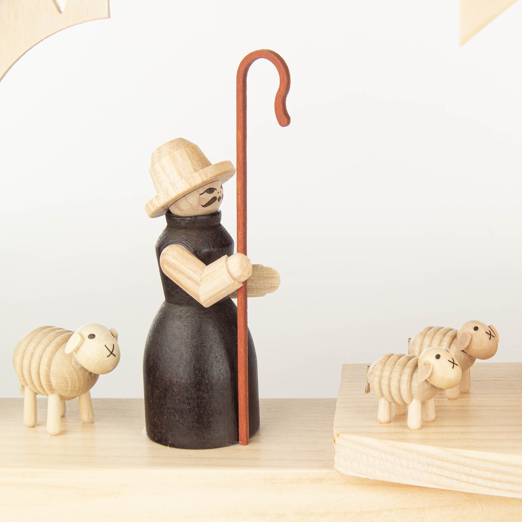 Schwibbogen Christi Geburt bel. Stall