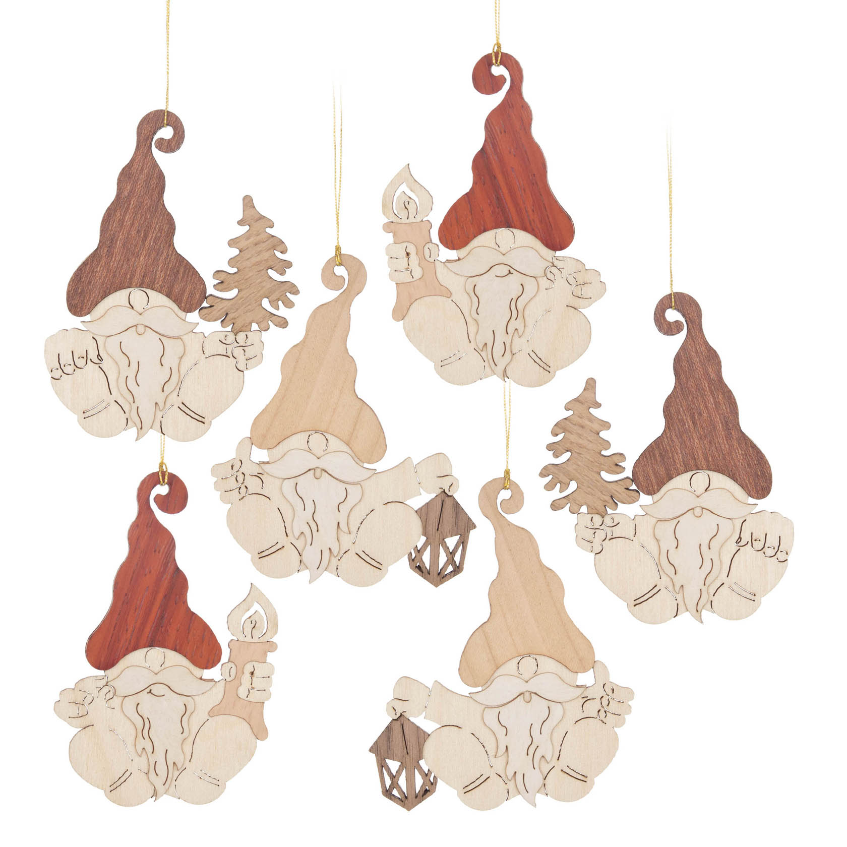 Sechs hölzerne Zwergenornamente mit roten und naturfarbenen Hüten, jeweils mit einem Baum oder einer Kerze in der Hand. Einige tragen Laternen. im Dregeno Online Shop günstig kaufen