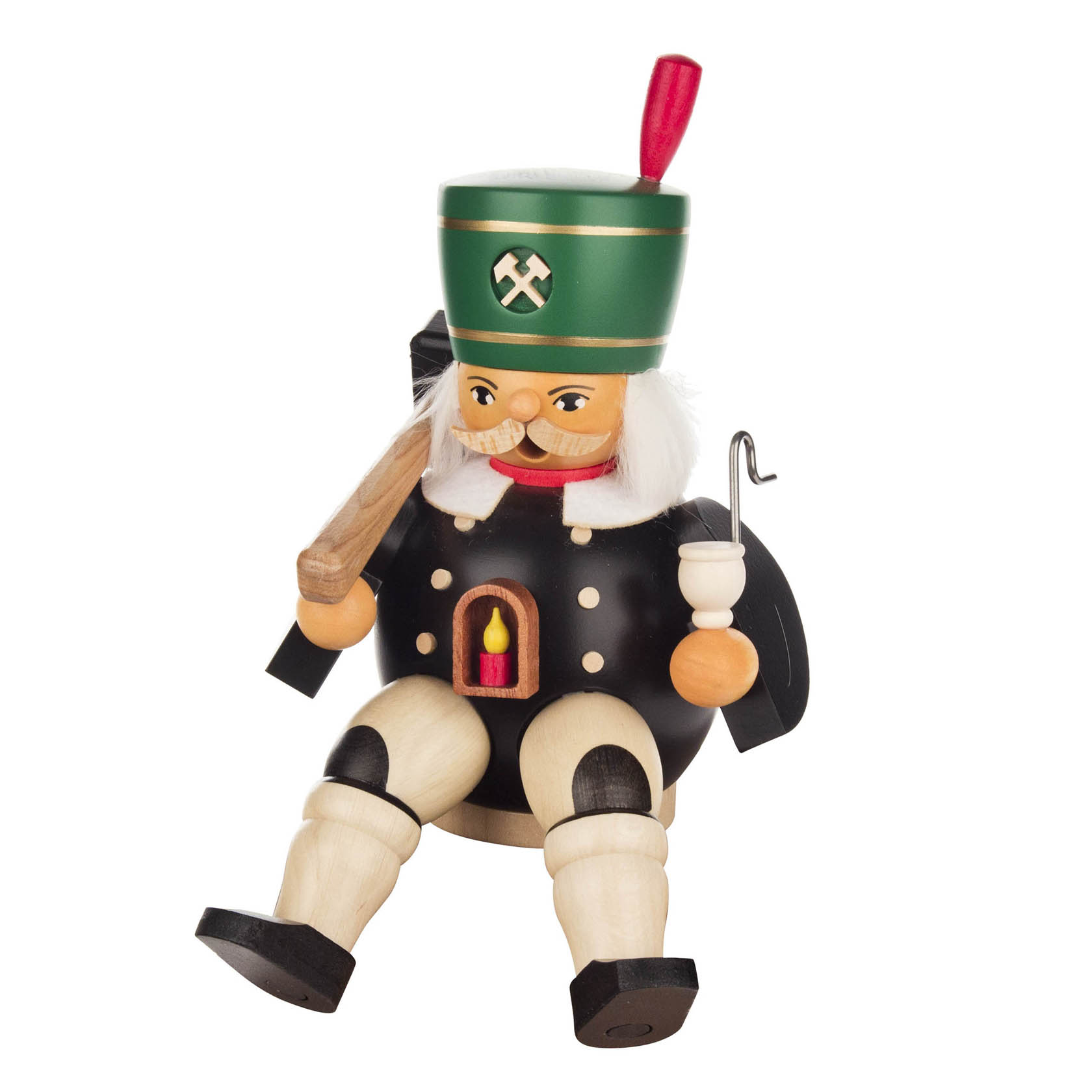 Sitzender Räuchermann Bergmann Hauer aus Holz mit grünem Helm, schwarzer Uniform und Pfeife, hält eine Axt in der Hand.
