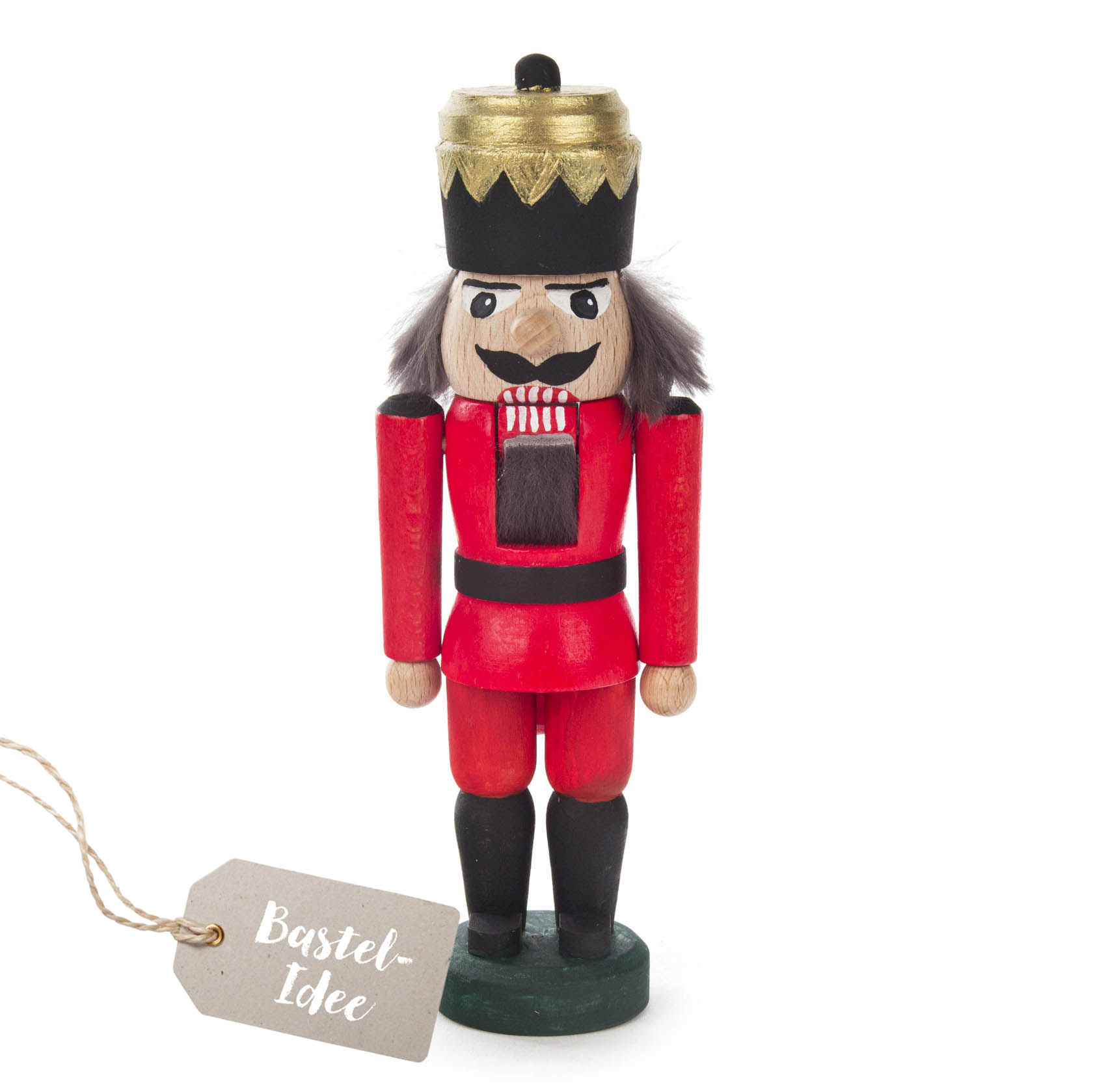Roter Nussknacker in Form eines Königs mit Krone und schwarzen Stiefeln. Er trägt einen schwarzen Gürtel und hat ein detailliertes Gesicht mit Schnurrbart. im Dregeno Online Shop günstig kaufen