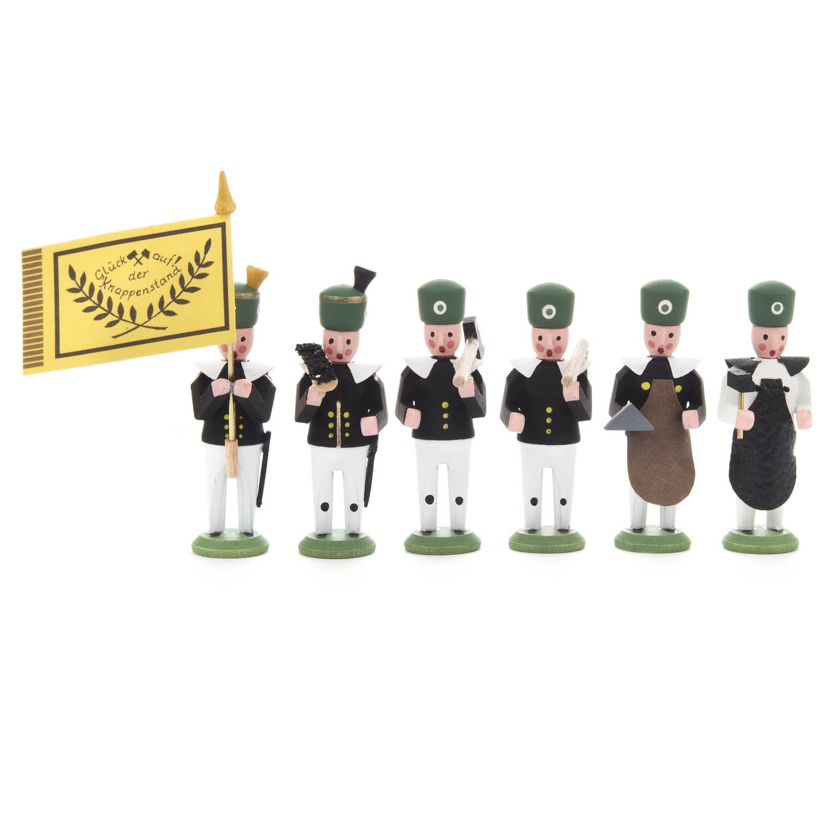 Sechs traditionelle Bergmannsfiguren mit grünen Hüten und Uniformen. Eine Figur hält eine Fahne mit dem Text 'Glück auf', eine andere trägt eine Lanze. im Dregeno Online Shop günstig kaufen