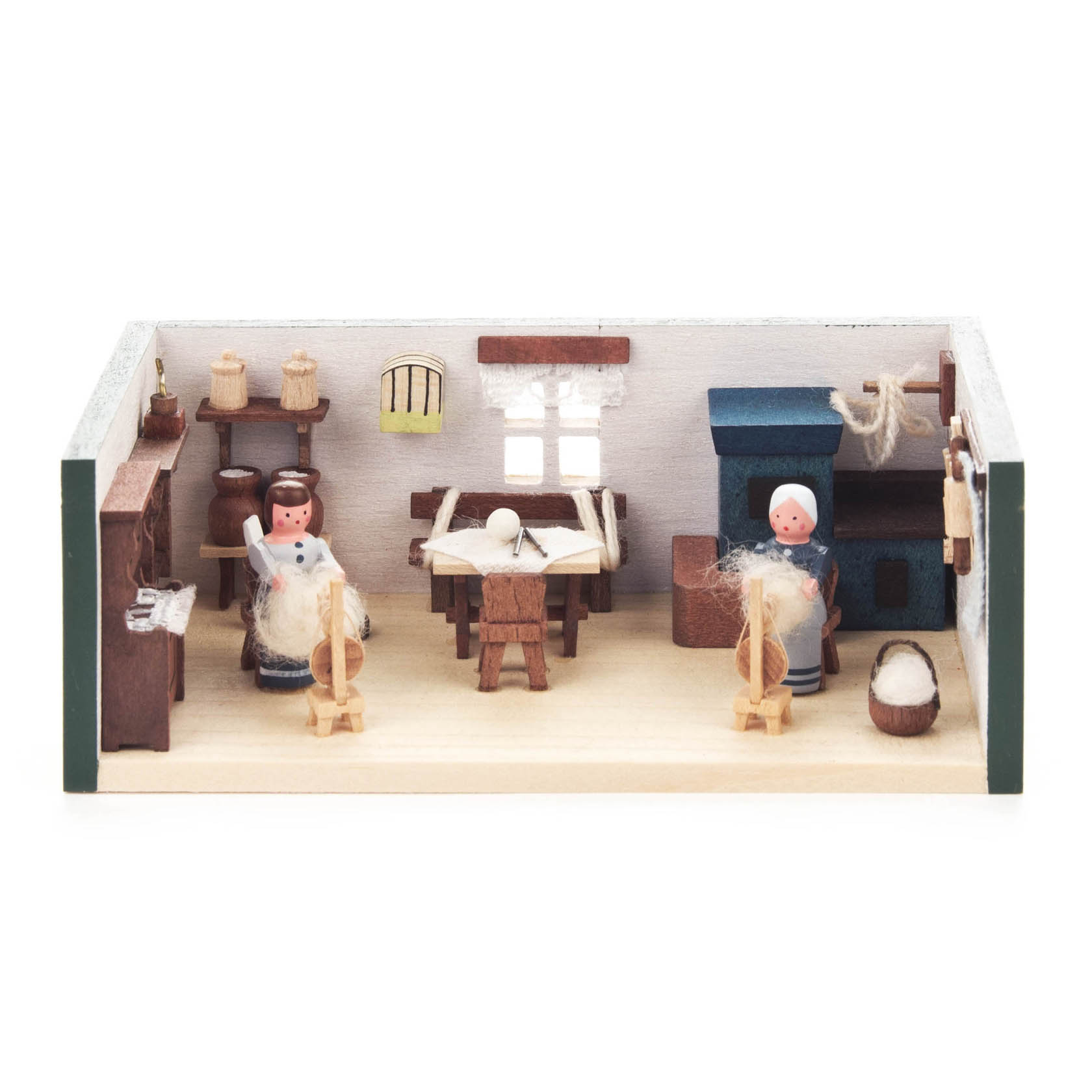 Miniatur Modell einer traditionellen Spinnstube mit zwei Figuren, die an Spinnrädern arbeiten. im Dregeno Online Shop günstig kaufen
