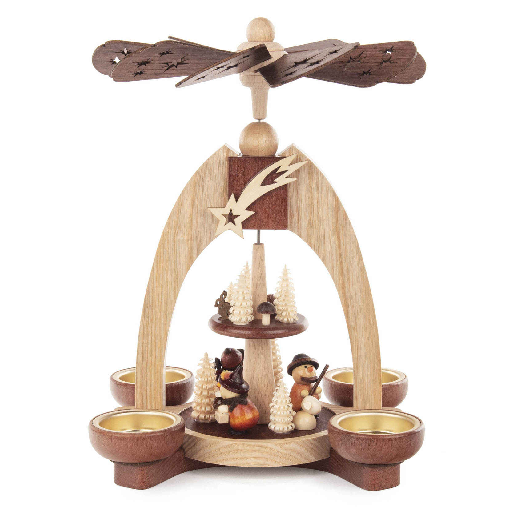 Zweistufige Pyramide für Teelichter aus Holz mit Figuren eines Schneemanns und eines Kindes mit Tieren und Bäumen, oben ein drehender Flügel. im Dregeno Online Shop günstig kaufen