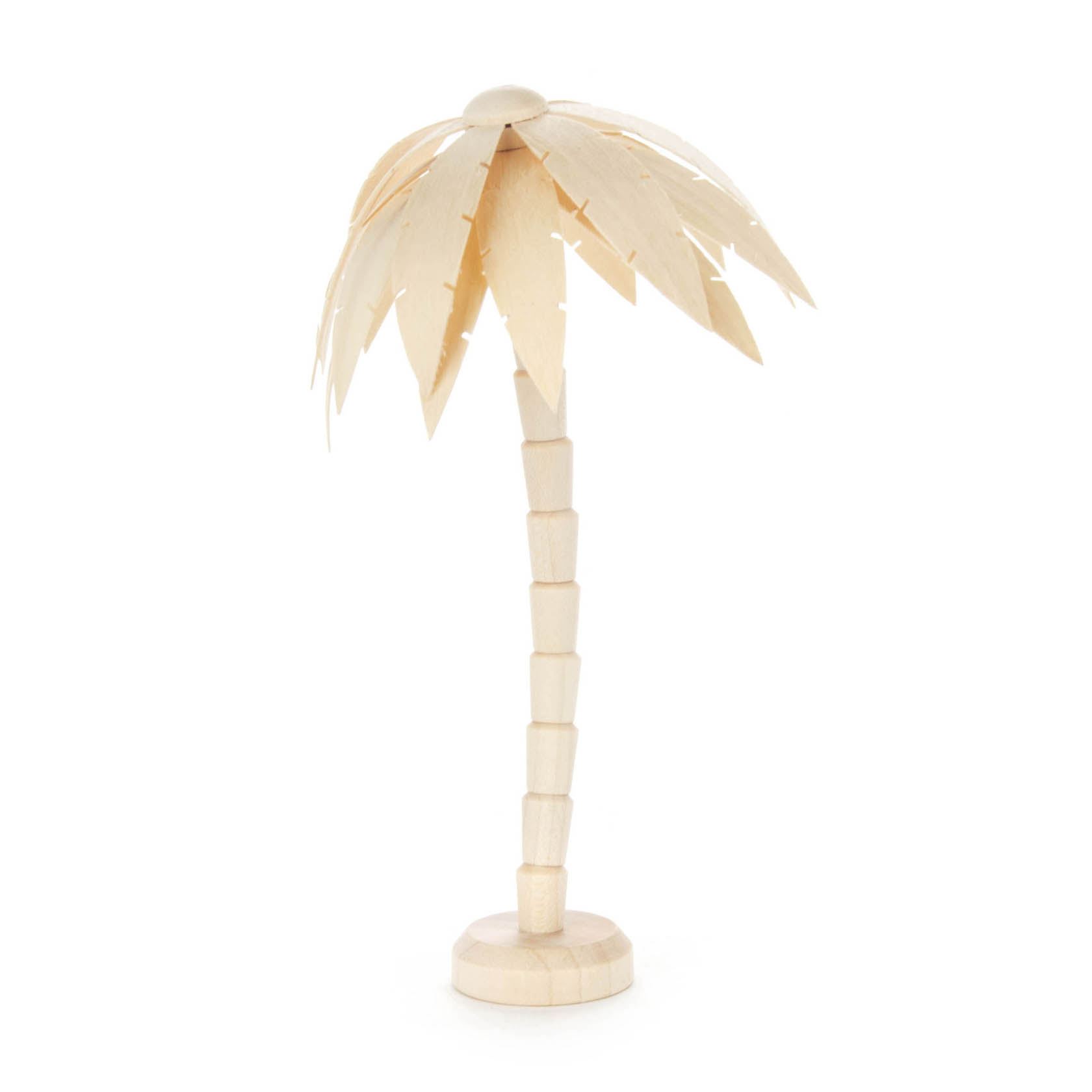 Eine kleine, 16 cm hohe, aus hellem Holz gefertigte Palme mit gefächerten Blättern und einem runden Sockel. im Dregeno Online Shop günstig kaufen
