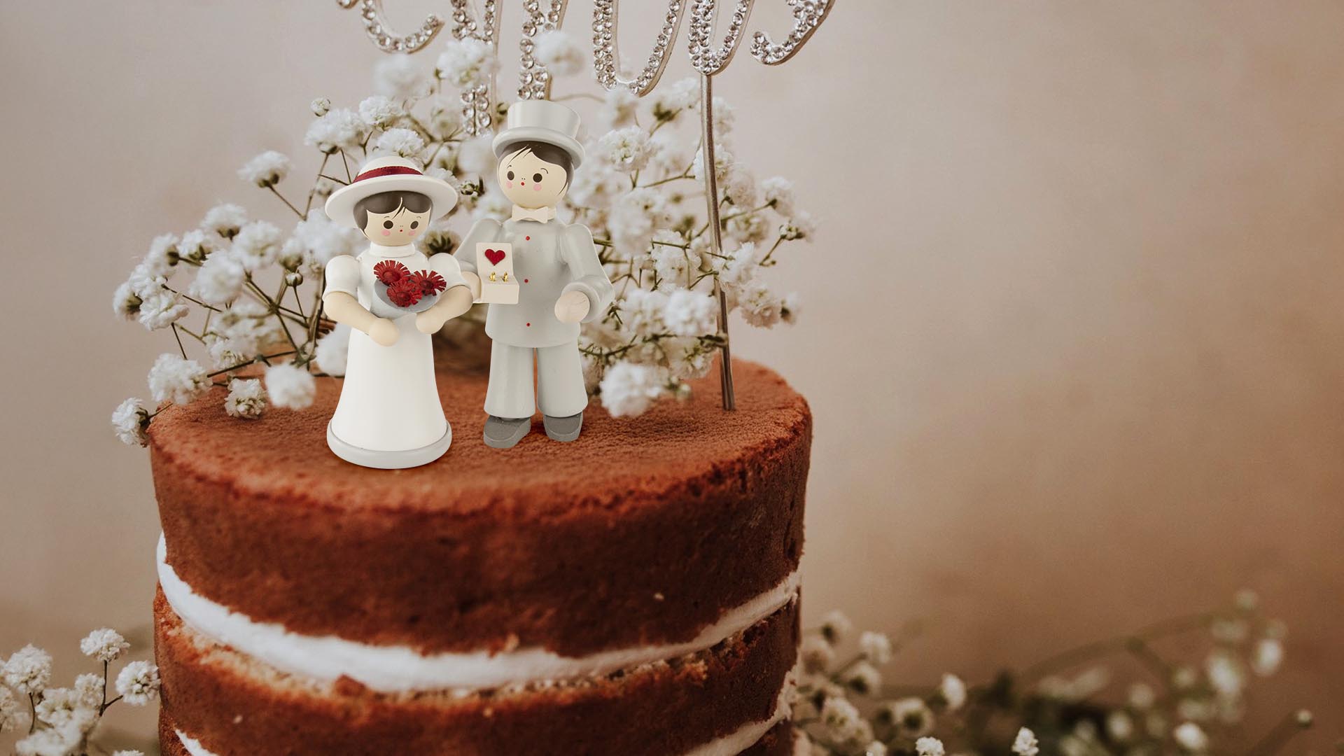 Brautpaar aus Hochzeitstorte