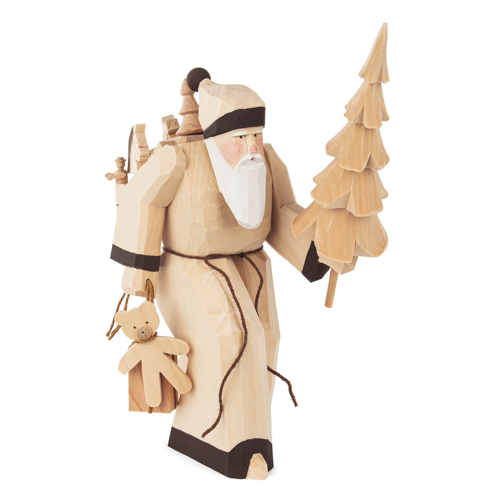 Holzgeschnitzter Weihnachtsmann in natürlicher Farbe mit einem Weihnachtsbaum und einem Teddybär in der Hand. im Dregeno Online Shop günstig kaufen