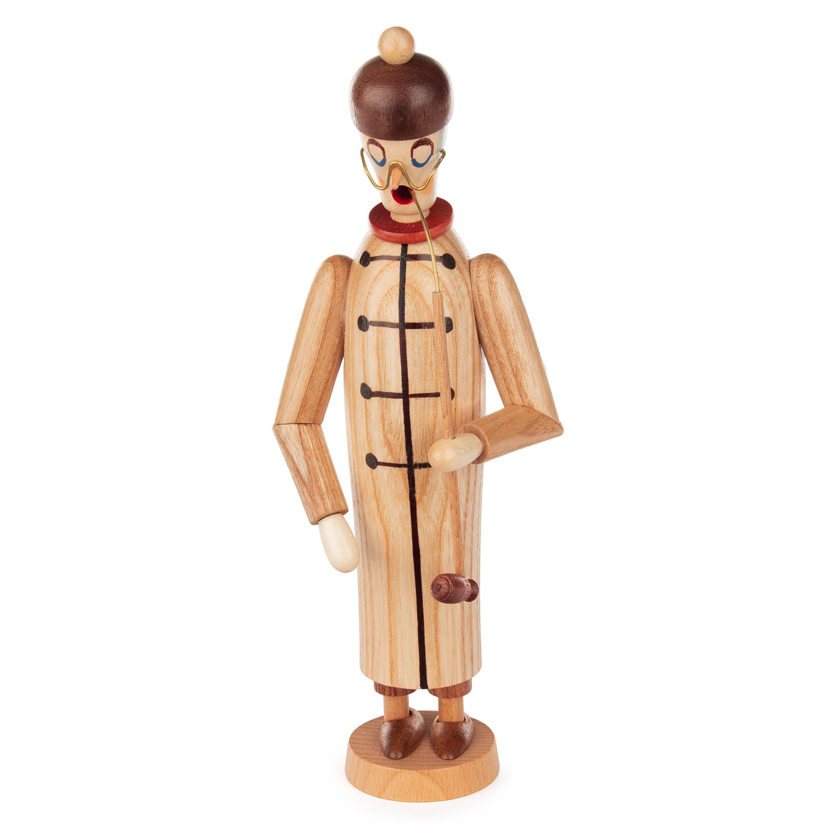 Holzfigur eines Lehrers im traditionell langen Mantel, dünnen Beinen und einem runden Kopf. Er trägt eine Brille, hat eine Pfeife im Mund und eine braune Mütze. im Dregeno Online Shop günstig kaufen