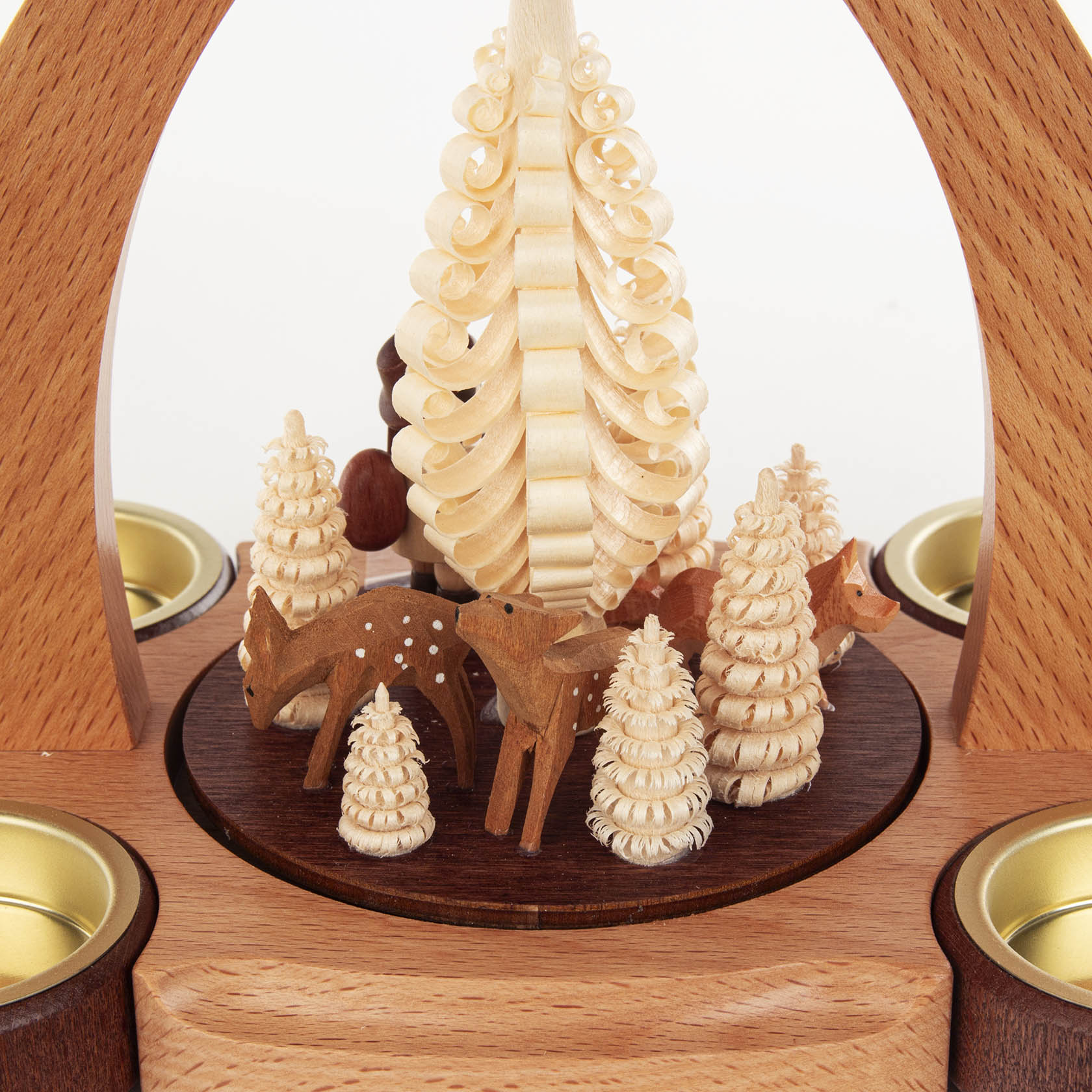 wooden pyramid hunter