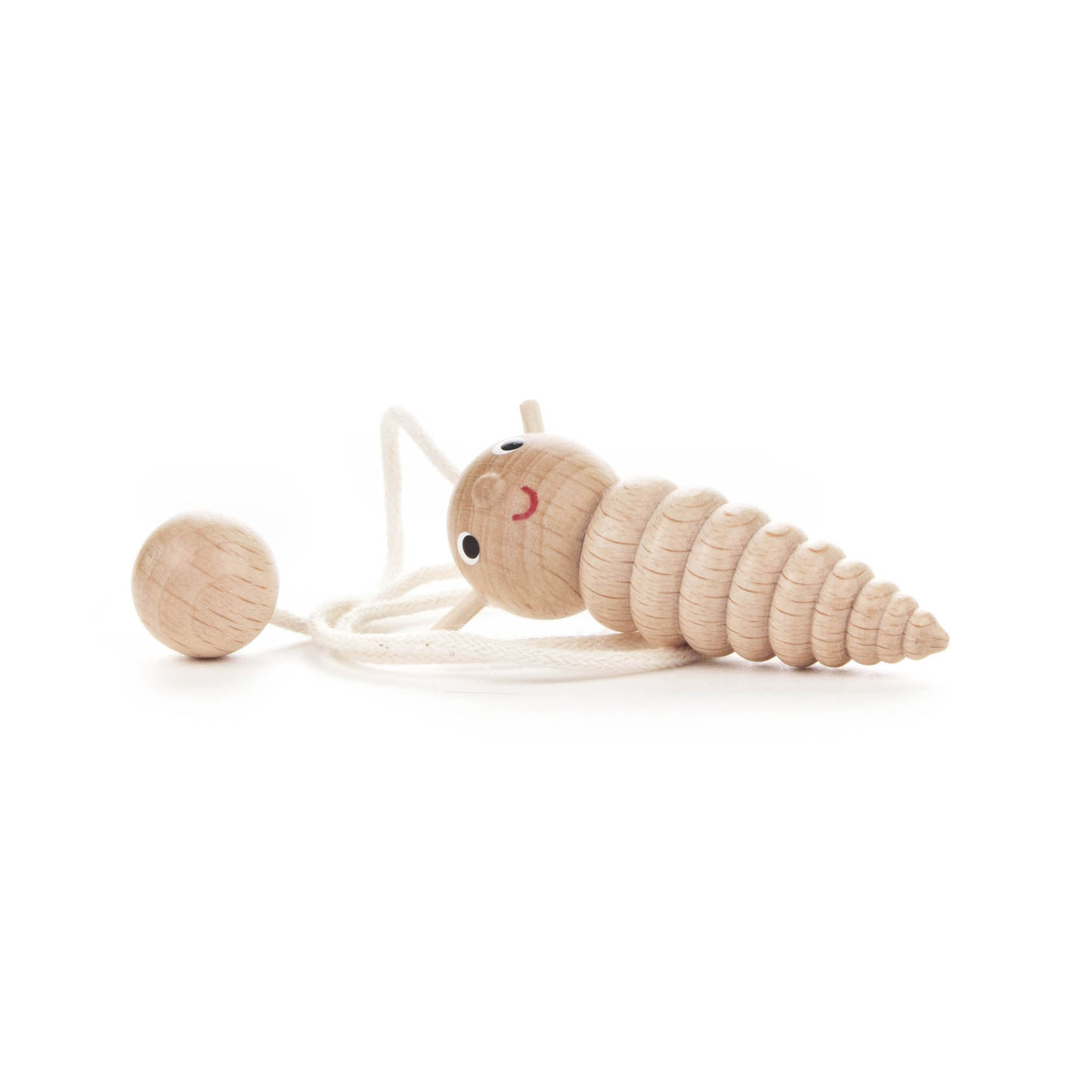 Holz-Lesezeichen in Form eines lächelnden Bücherwurms mit aufgemalten Augen und rotem Mund, verbunden mit einer Holzperle an einer Schnur. im Dregeno Online Shop günstig kaufen