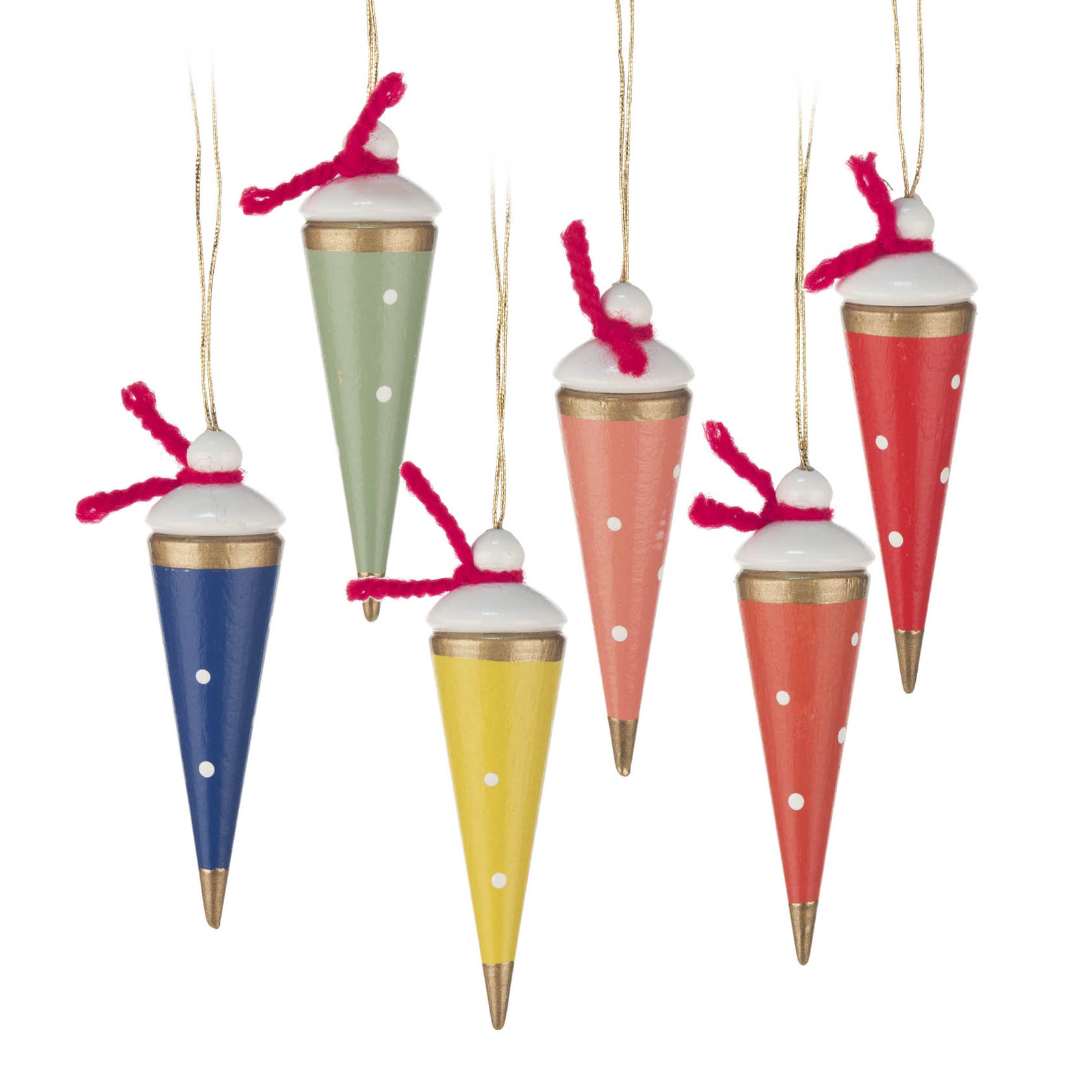 Sechs bunte, hängende Zuckertüten aus Holz mit goldener Kordel und roten Akzenten. im Dregeno Online Shop günstig kaufen