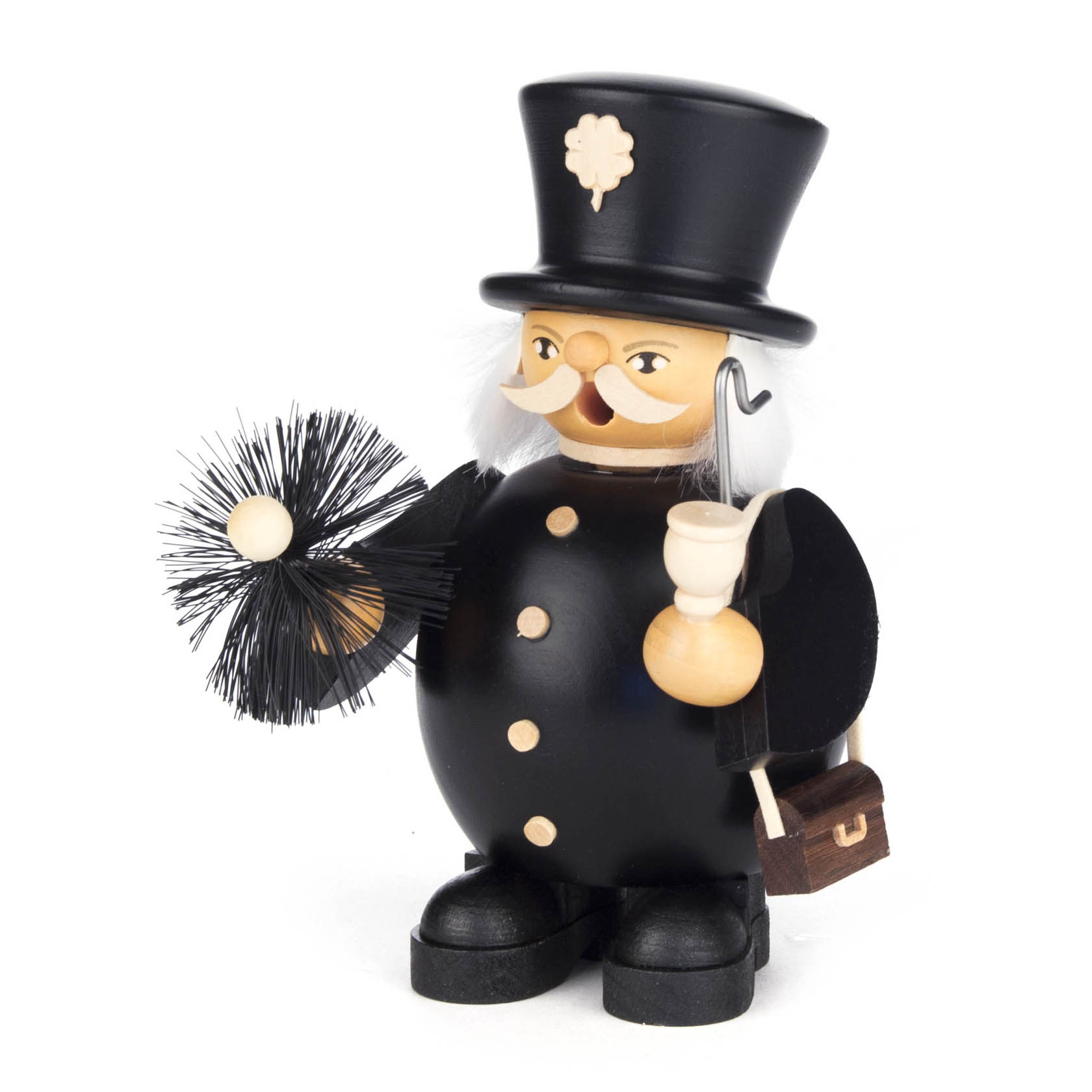 Holzfigur eines Schornsteinfegers. Die Figur hält einen runden Besen in der linken Hand und eine Pfeife in der rechten. Der Schornsteinfeger trägt einen Zylinderhut. im Dregeno Online Shop günstig kaufen