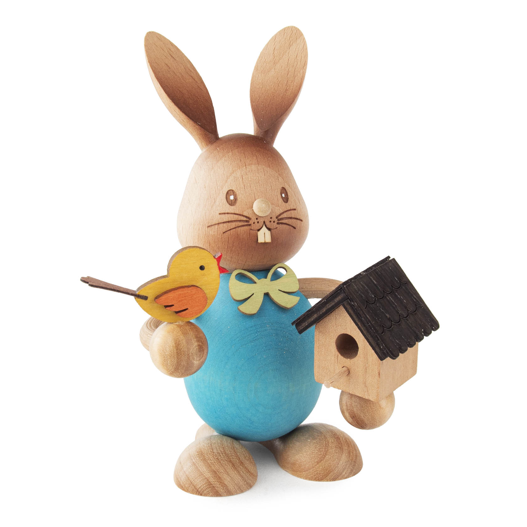 Holzfigur eines Hasen namens Stupsi mit blauer Schleife und Weste, hält ein gelbes Holzvögelchen und ein Vogelhaus mit schwarzem Dach. im Dregeno Online Shop günstig kaufen